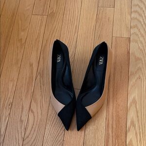 Zara Women's Elegant Black and Beige Heels